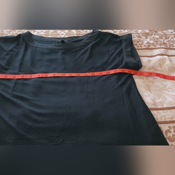 Banana Republic Semi Sheer Hi Low Top S Black Euc - Picture 5 of 10